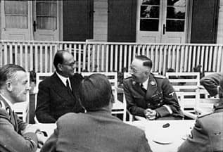 Subhas Chandra Bose(SC bose): The Revolutionary Patriot Who Reshaped India's Freedom Struggle 6 Bundesarchiv_Bild_101III-Alber-064-03A,_Subhas_Chandra_Bose_bei_Heinrich_Himmler